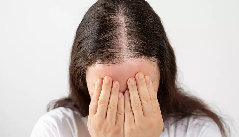 Postpartum Hair Loss: What New Moms Need to Know